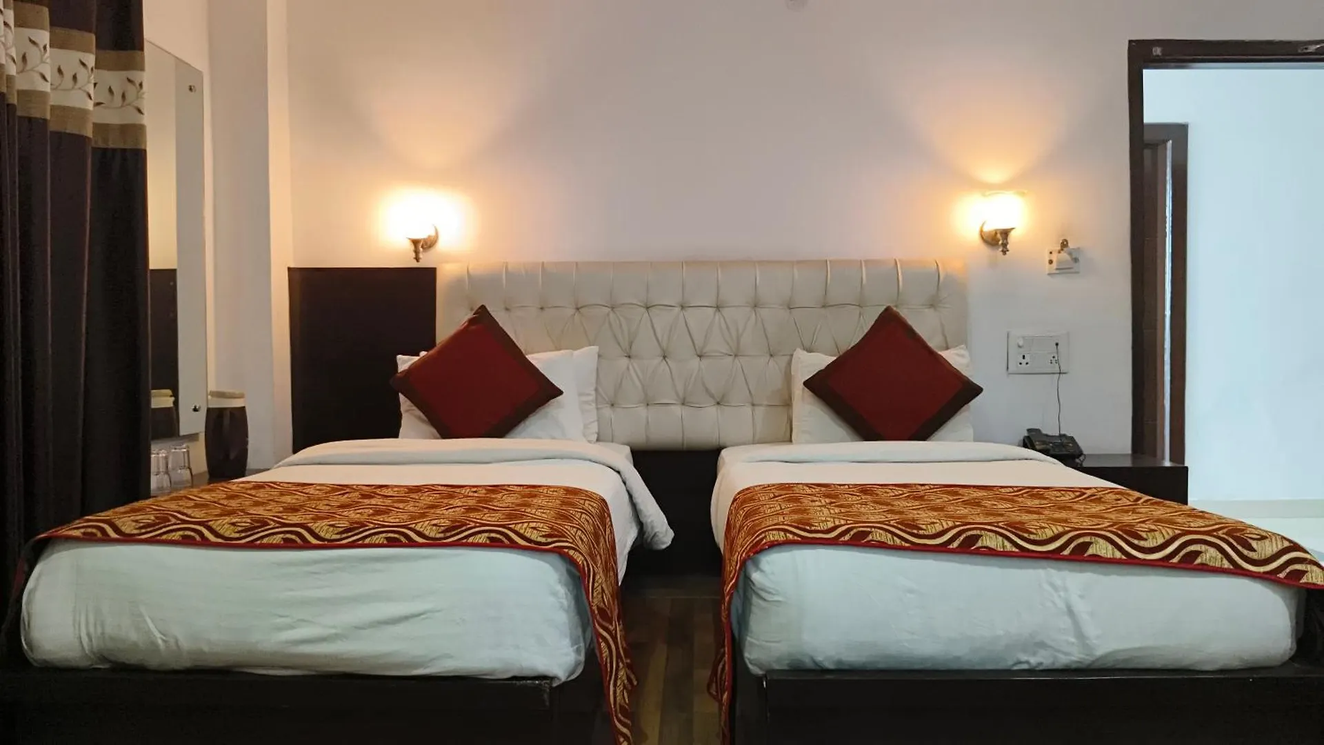 Hotel Samovar By Goyal Hotel Agra