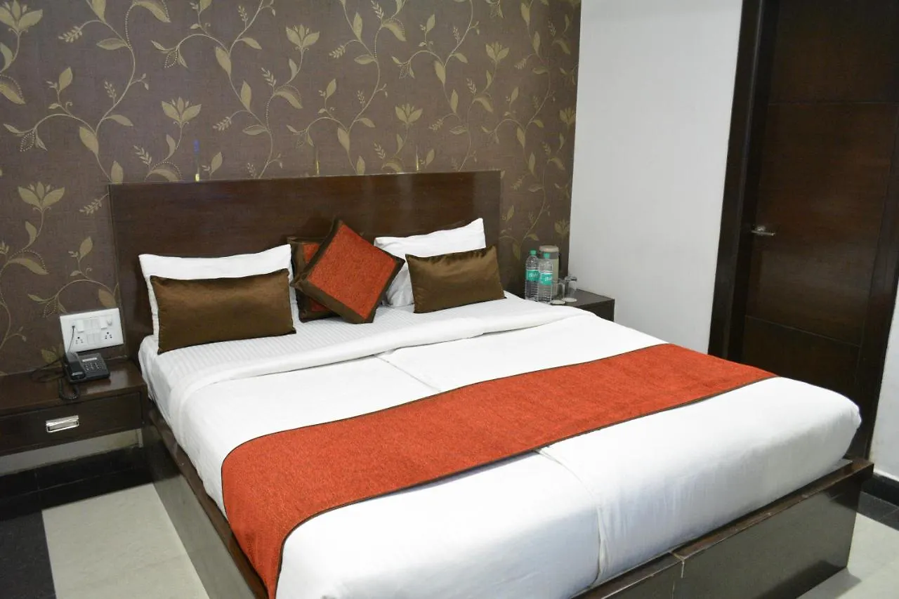 ***  Hotel Samovar By Goyal Hotel Agra  India